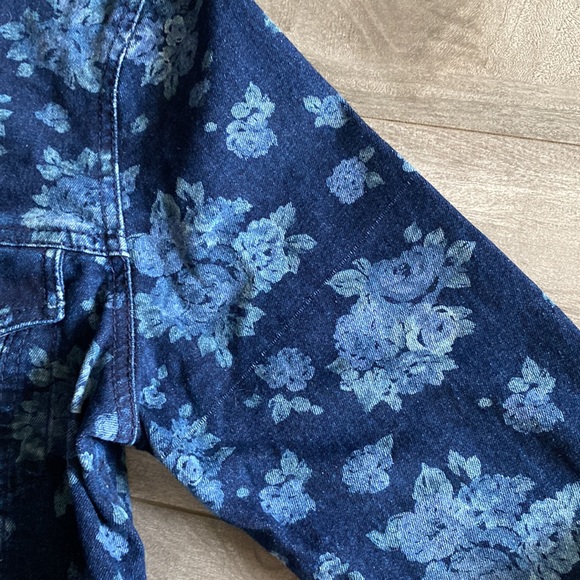Floral Jean Jacket - Ladies Medium - Picture 5 of 9